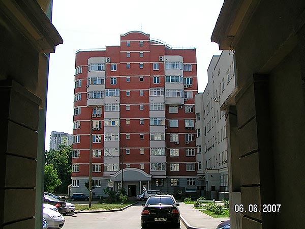 5-я Сокольническая д.1. г. Москва. 2002г. 5-я Сокольническая д.1. г. Москва. 2002г.